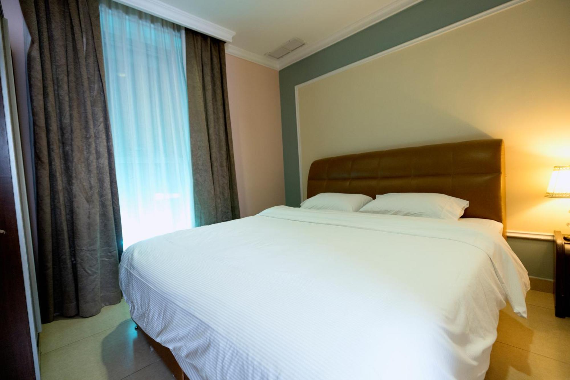 Laguna Hotel Suites Kuwait City Exterior foto