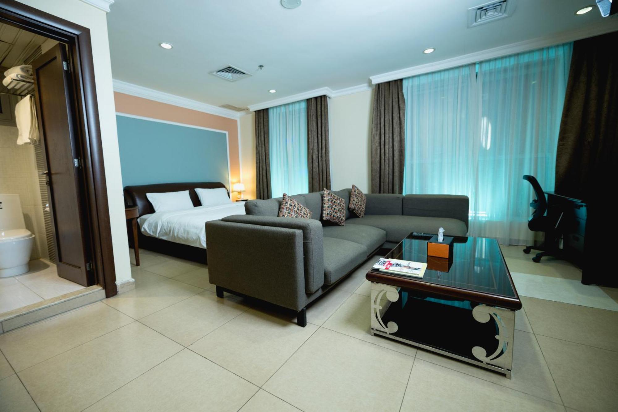 Laguna Hotel Suites Kuwait City Exterior foto