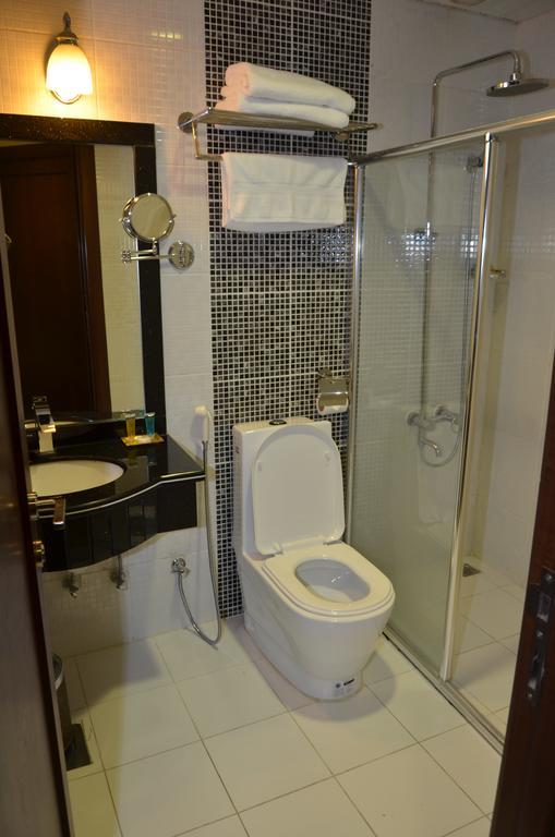 Laguna Hotel Suites Kuwait City Exterior foto